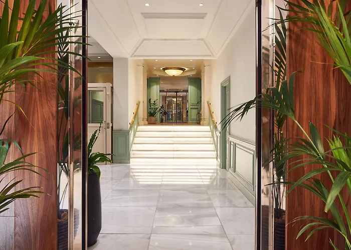 Melia White House Hotel